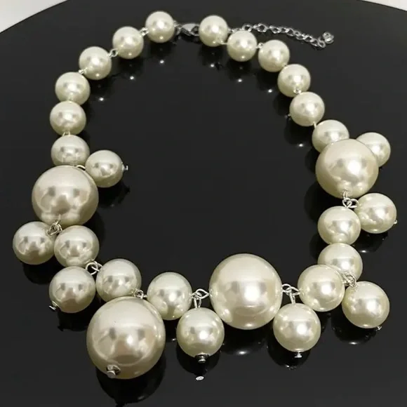 ✨RESTOCK✨MULTI PEARL AND SILVER CHOKER NECKLACE -NEW - Picture 3 of 7